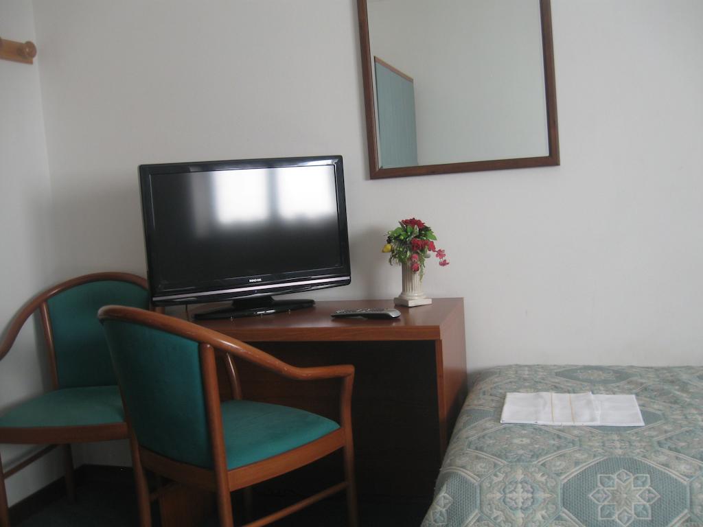 Albergo Del Turista Vernasca Chambre photo